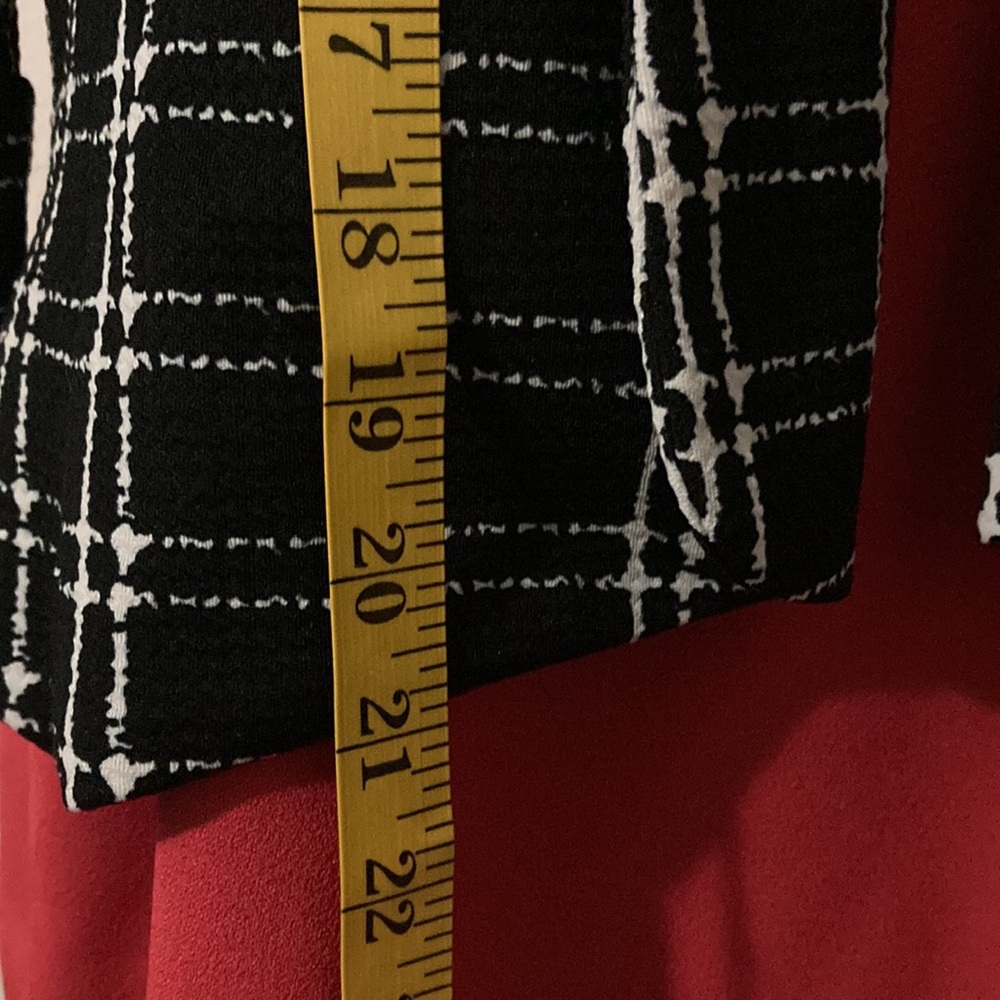 Kate & Rosy lined Blazer. Petite Small. Color Black, white squares 3/4 sleeves - Picture 6 of 11